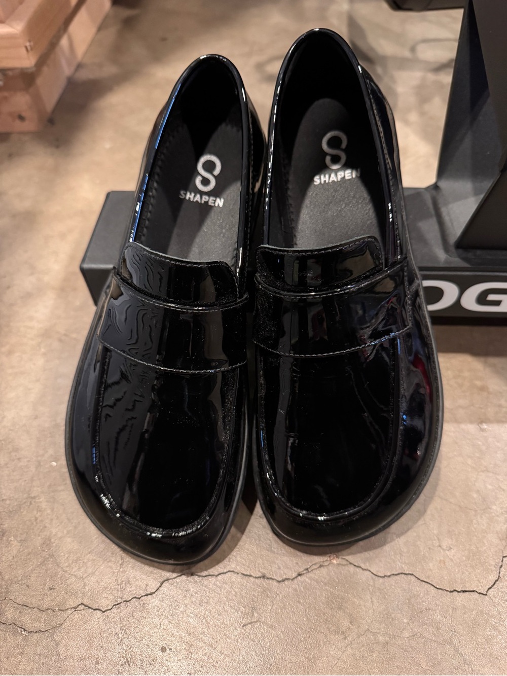 Shapen Barefoor Sheen Women's Black Patent Slip-On Loafers - Picture 2 of 4